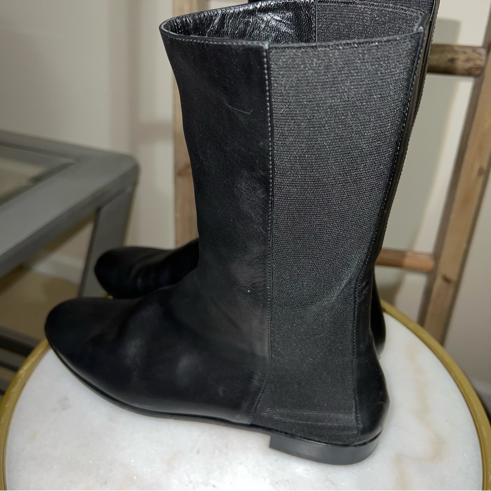 4. MANOLO BLAHNIK Black Leather Flat Heel Booties 40 - Picture 13 of 16